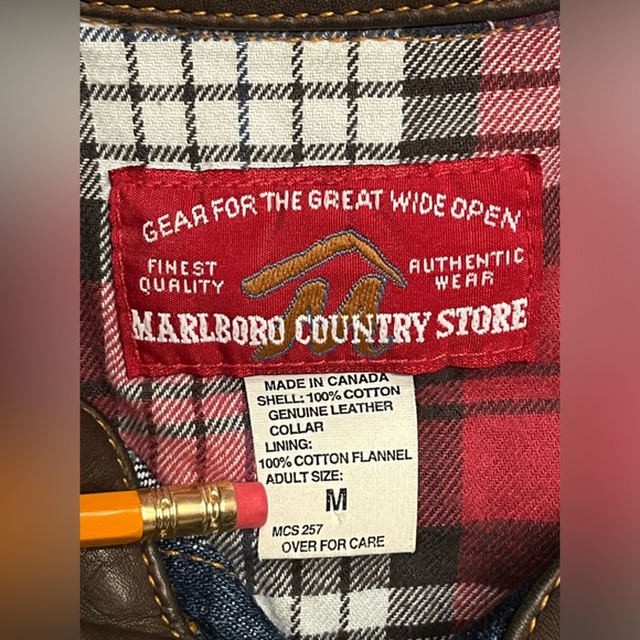 Vintage Marlboro denim jacket made in Canada size Medium - Picture 2 of 5
